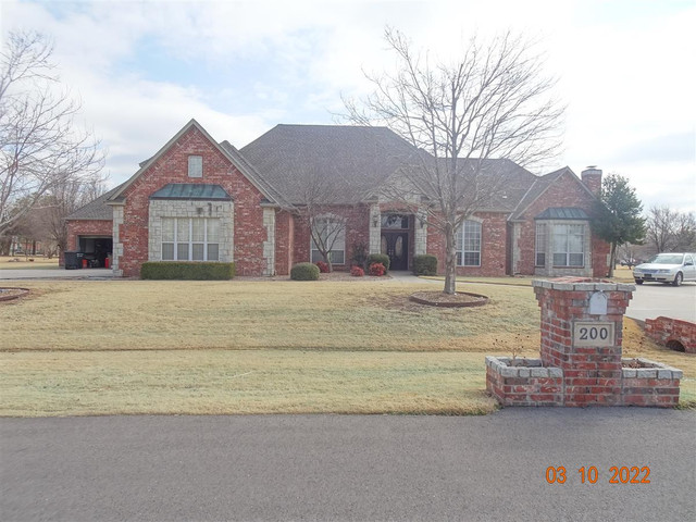 200 Alyssa Ln