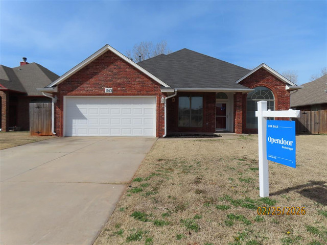 1013 Oak Creek Dr