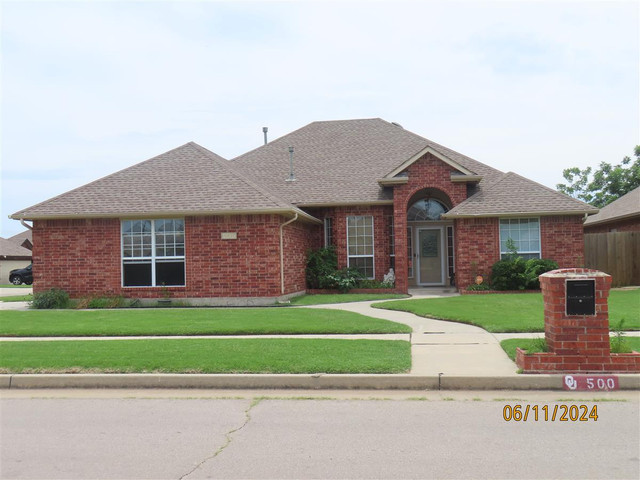 500 SW 160th St