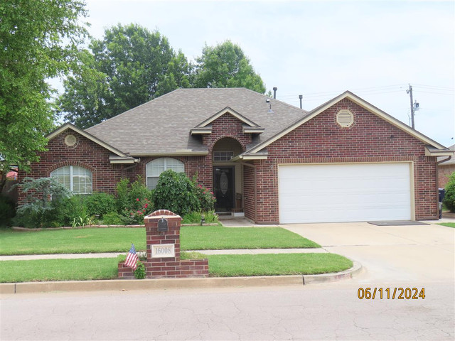 16008 Vicki Dr