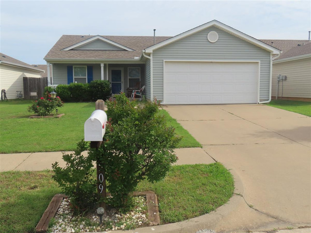 509 Dayflower Ln