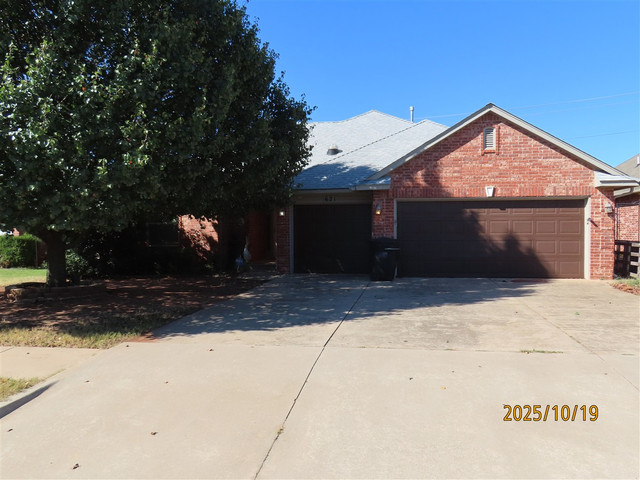 621 Allison Ln