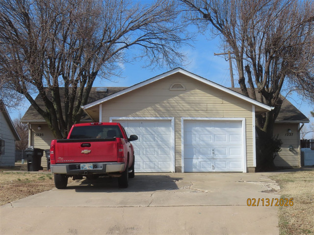 1225 Parkwood Ct, Unit 1227