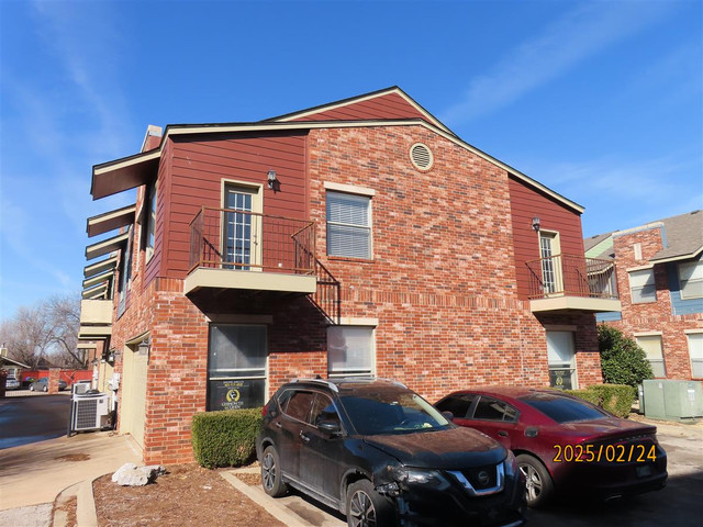 2179 Houston Ave