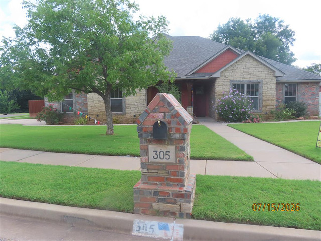 305 Treyton Pl
