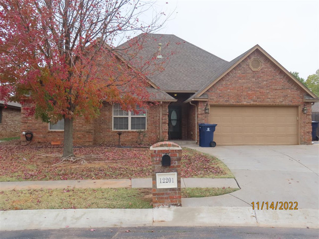 12201 Heathfield Ln