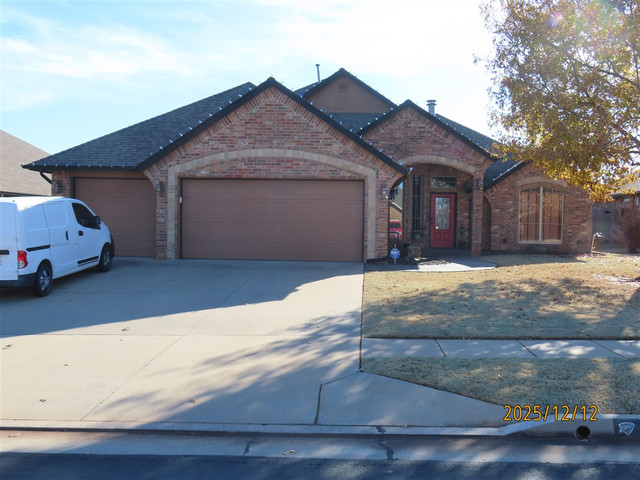 2708 SE 39th St