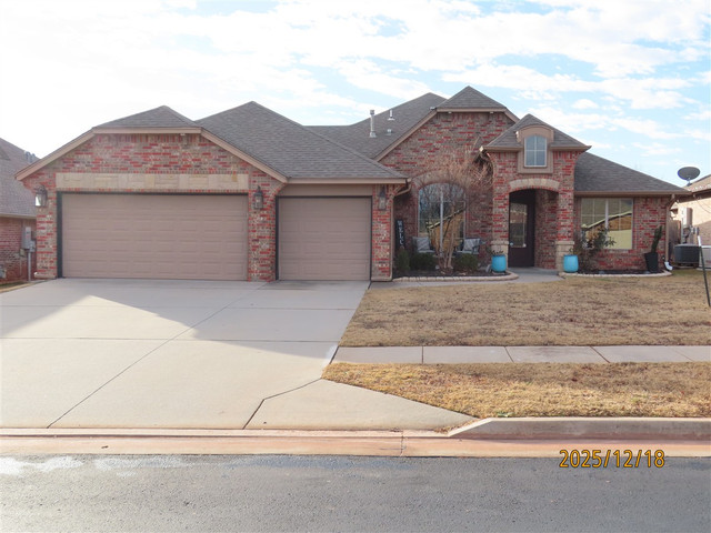 2608 SE 39th St