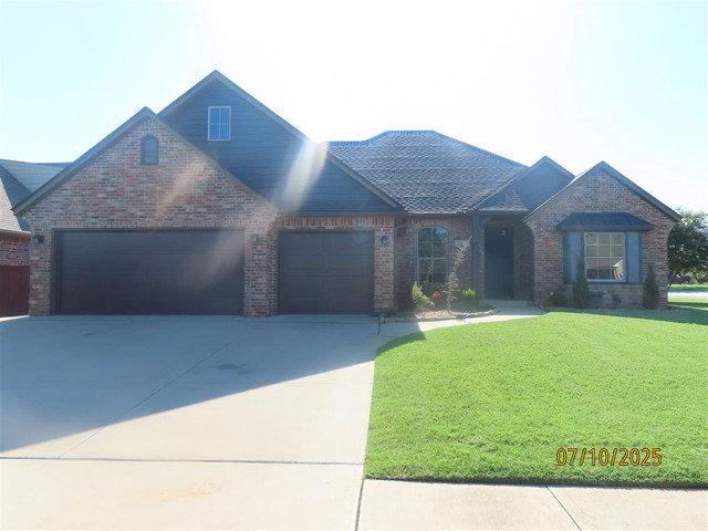 3217 Skye Ridge Dr