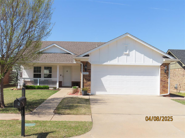 2502 Lerkim Cir