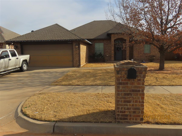 9200 Misty Ln
