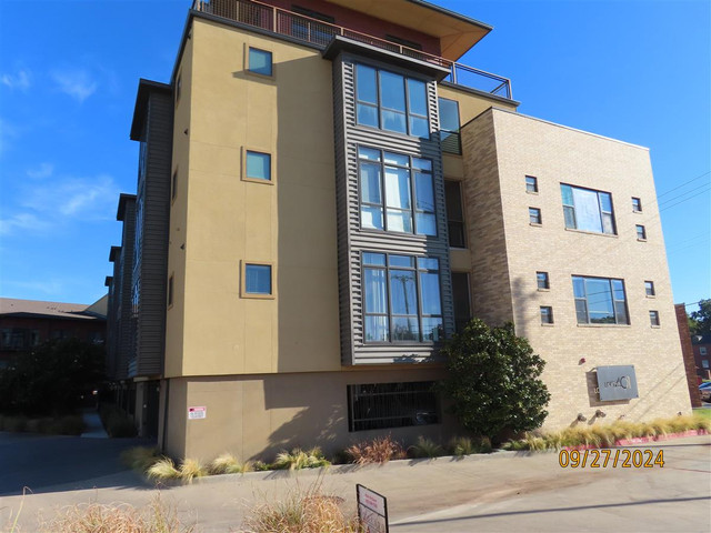 401 E Boyd St, Unit 304