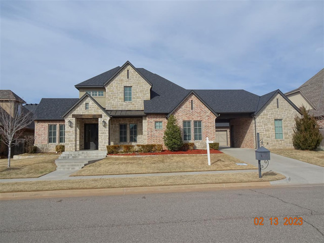 4423 Fountain View Dr
