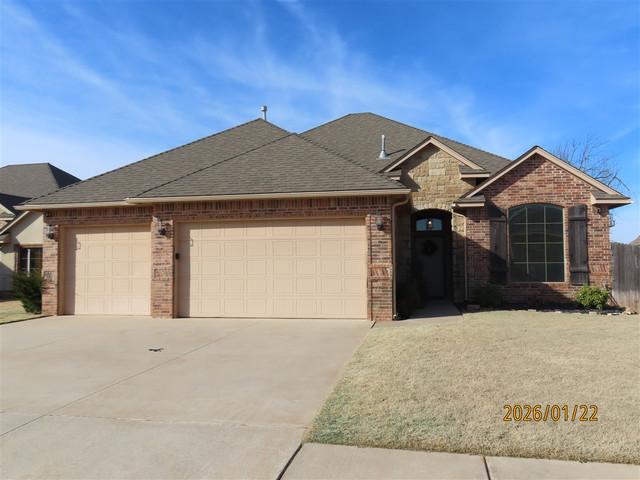 2709 Ethan Ln