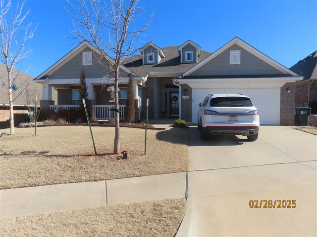3913 Painted Bird Ln