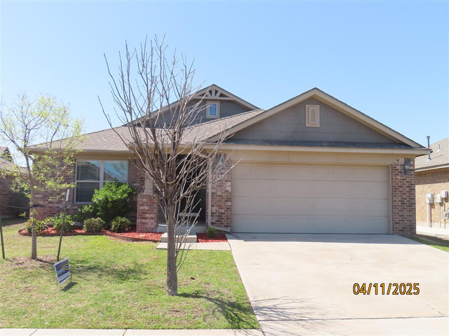 2912 Trailwood Dr