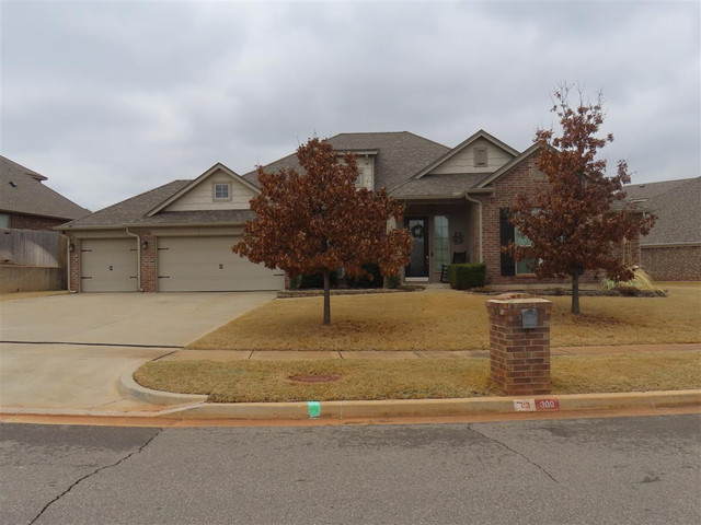 300 Sonora Ln