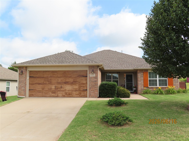 1225 Granite Ln