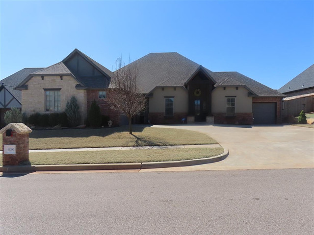 604 Maple Hill Rd