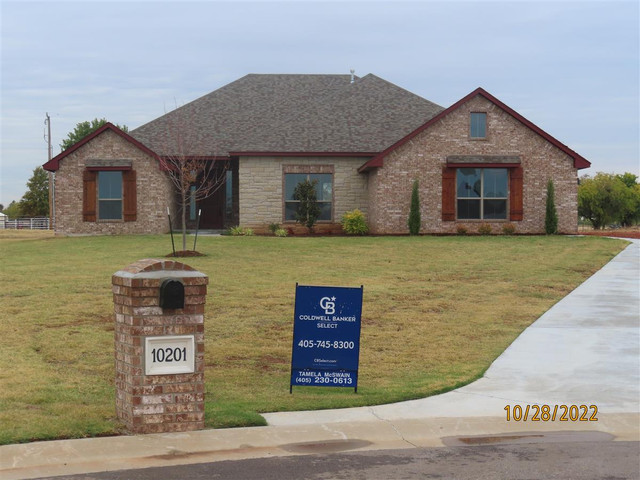10201 Maverick Cir
