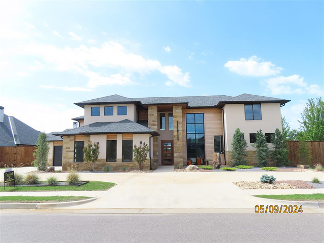 2416 SW 130th St