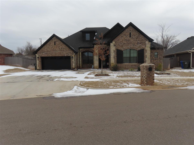 210 Bulverde Dr