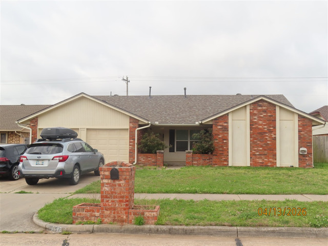 3613 Country Club