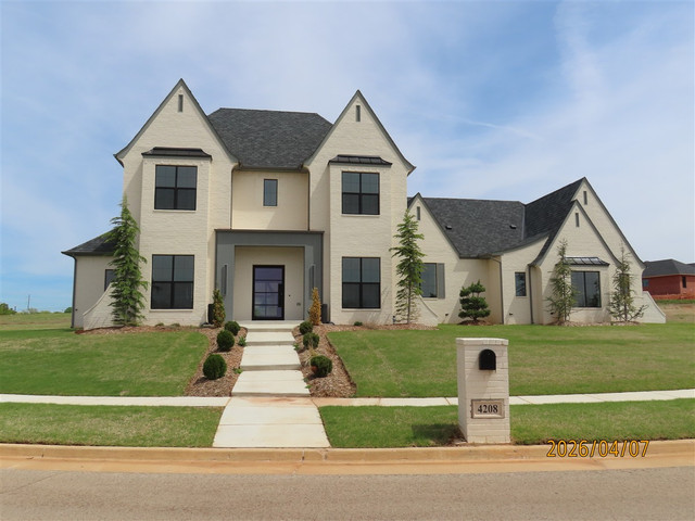 4208 Mahogany Hills Dr