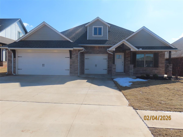 1608 NE 33rd Ter