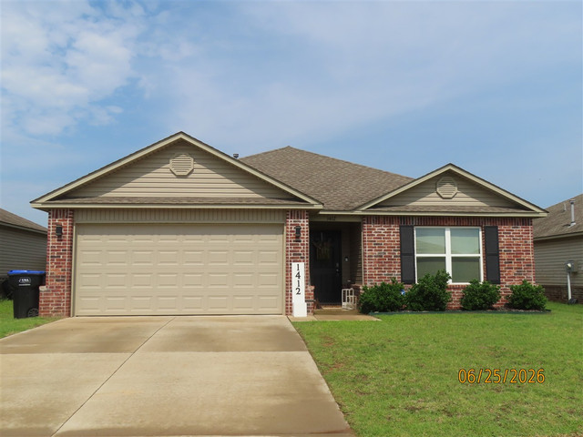 1412 Peridot Ln