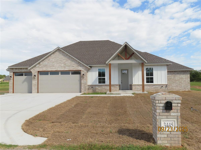 3445 Prairie View Trl