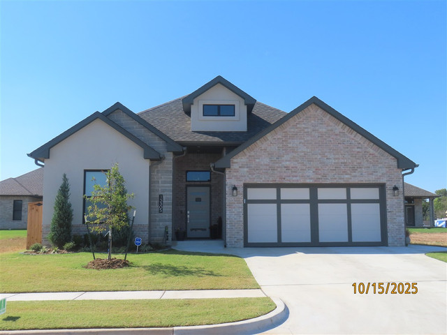 13305 Porto Ln