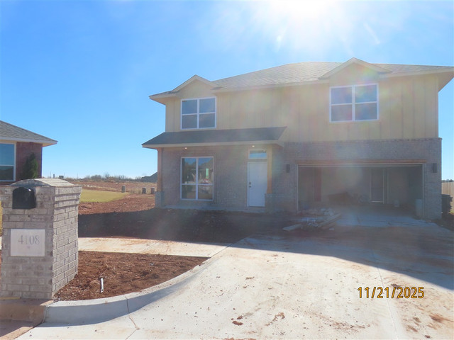 4108 Lynford Ln