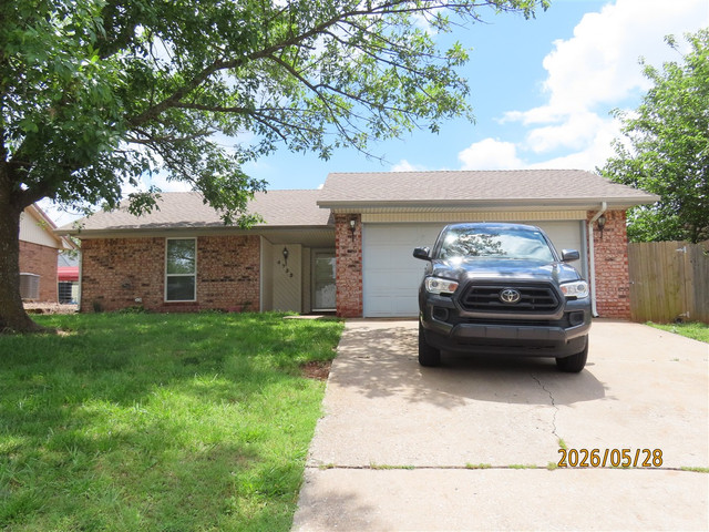 4732 Forest Hills Dr