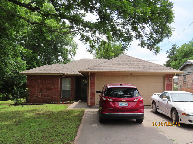 904 Kelly Dr
