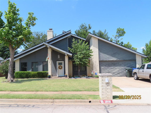 1808 Asbury Pl