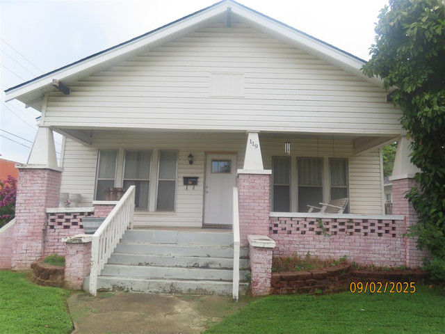 119 S University Blvd