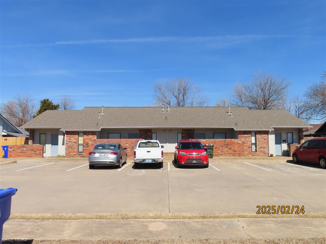 2251 Donna Dr