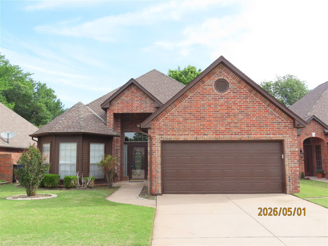 1137 Pinehurst Dr