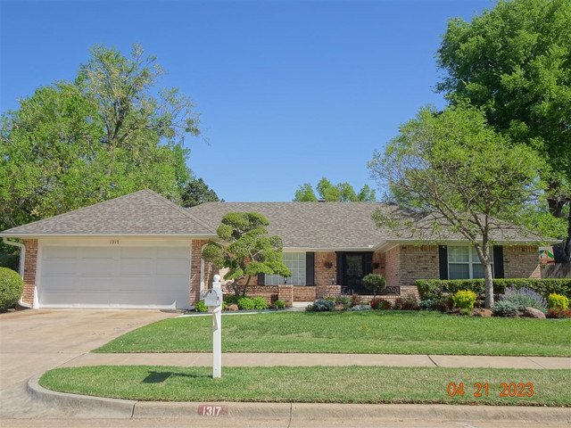 1317 Cherry Laurel Dr