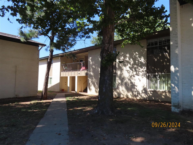 1711 E Lindsey St, Unit 4