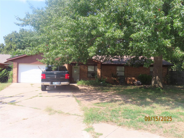 2101 Natchez Dr