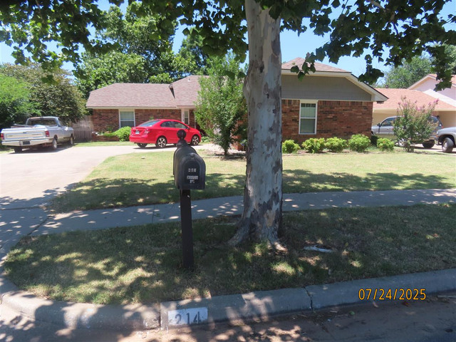 214 Crest Pl