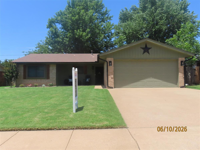 809 Peregrine Dr