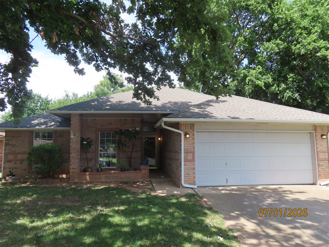 500 Gyrfalcon Dr