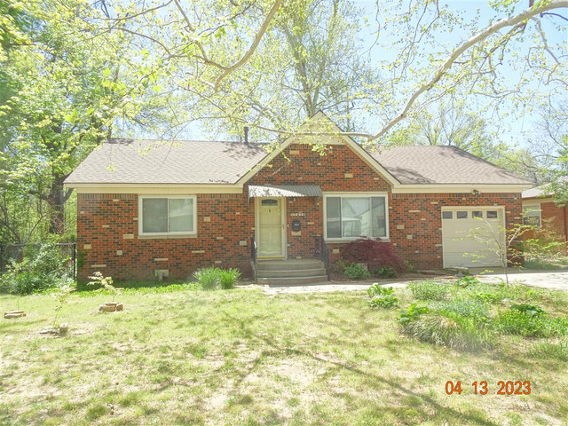 1410 Huntington Way