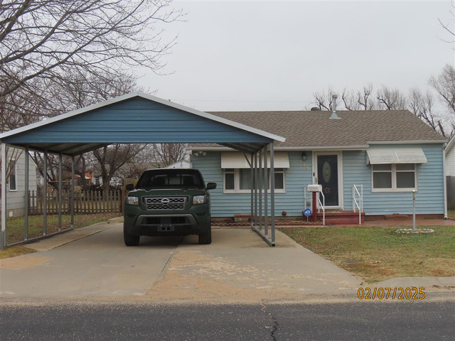 619 Villa Dr