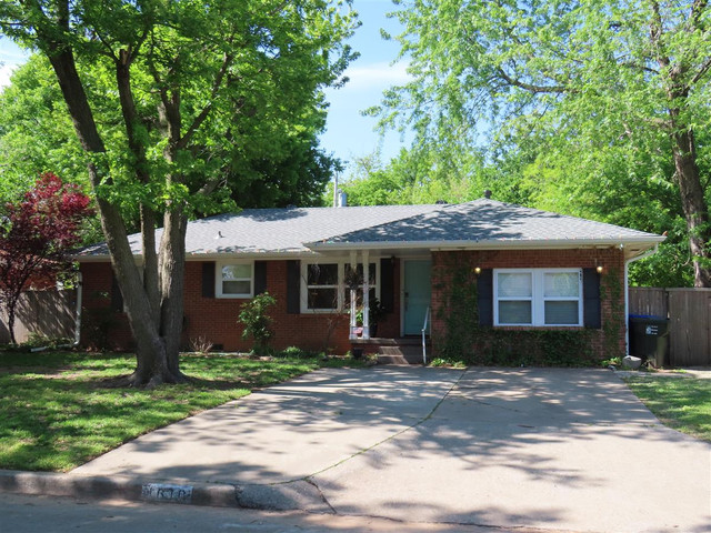 1610 Caddell Ln