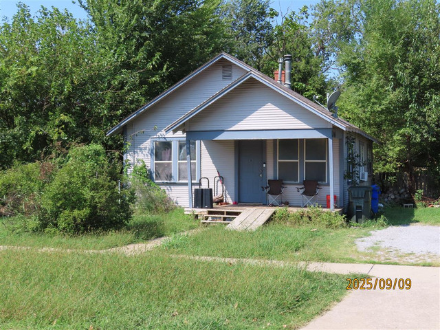 904 N Crawford Ave