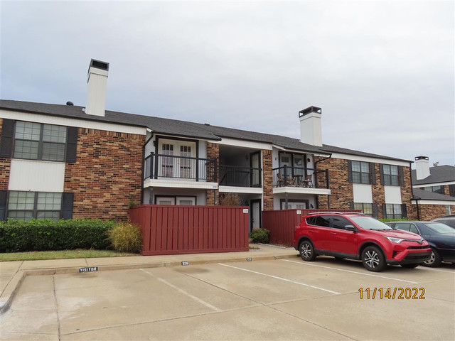 3003 River Oaks Dr, Unit 120